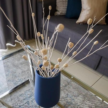Higuests - Charming Apt With Private Balcony Near Dubai Mall Luaran gambar