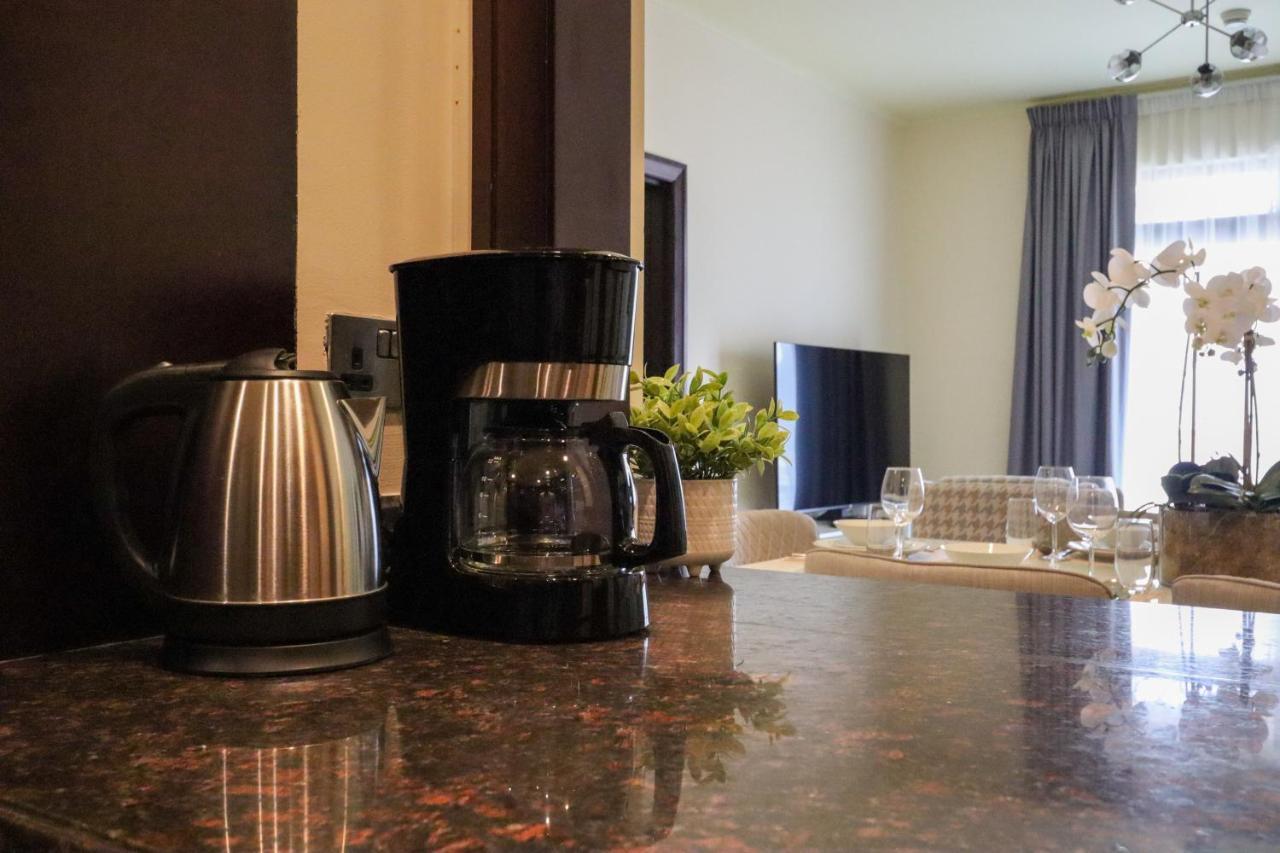 Higuests - Charming Apt With Private Balcony Near Dubai Mall Luaran gambar